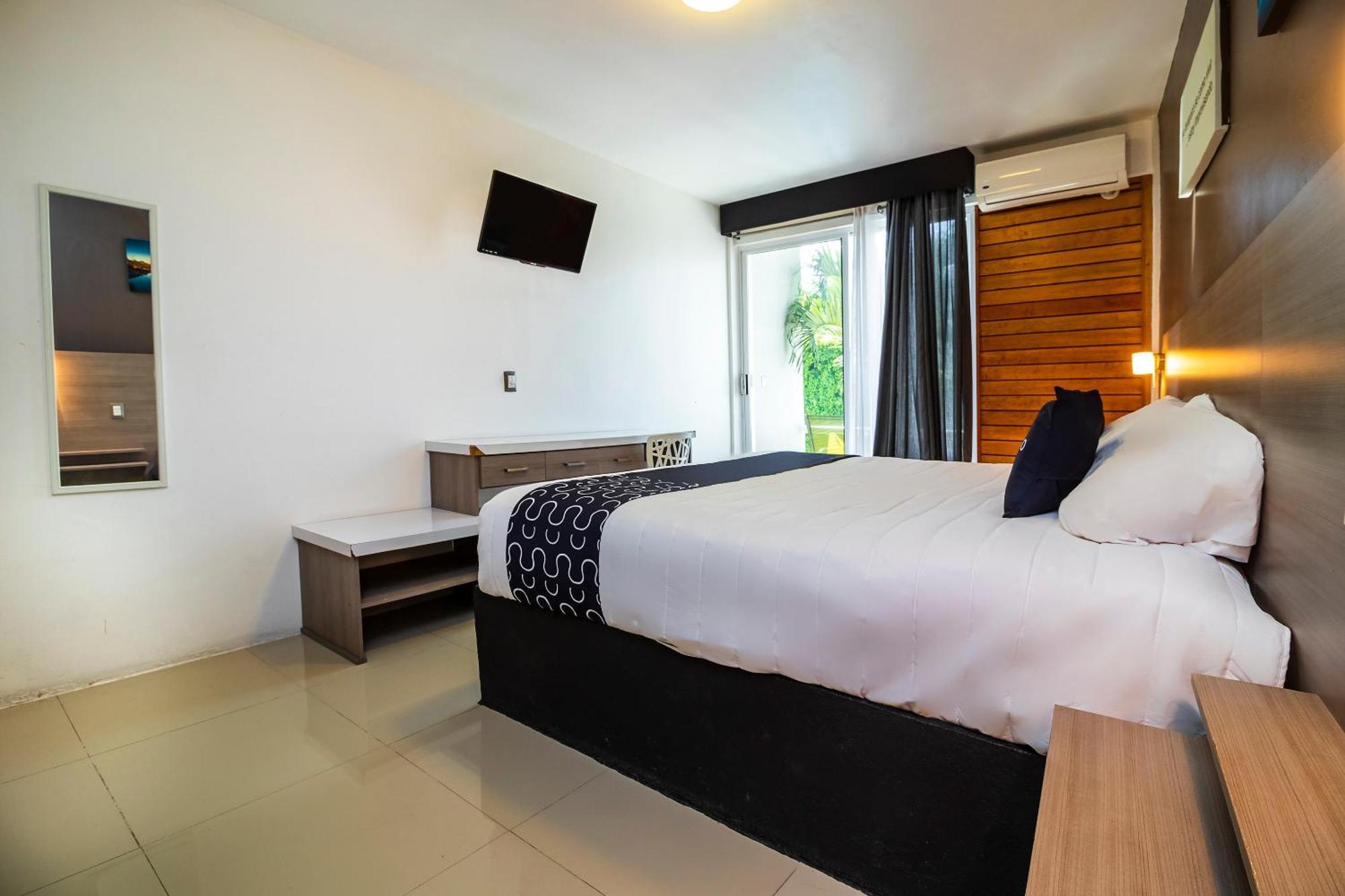 Collection O Hotel Mango,Six Flags Hurricane Harbor Oaxtepec Esterno foto